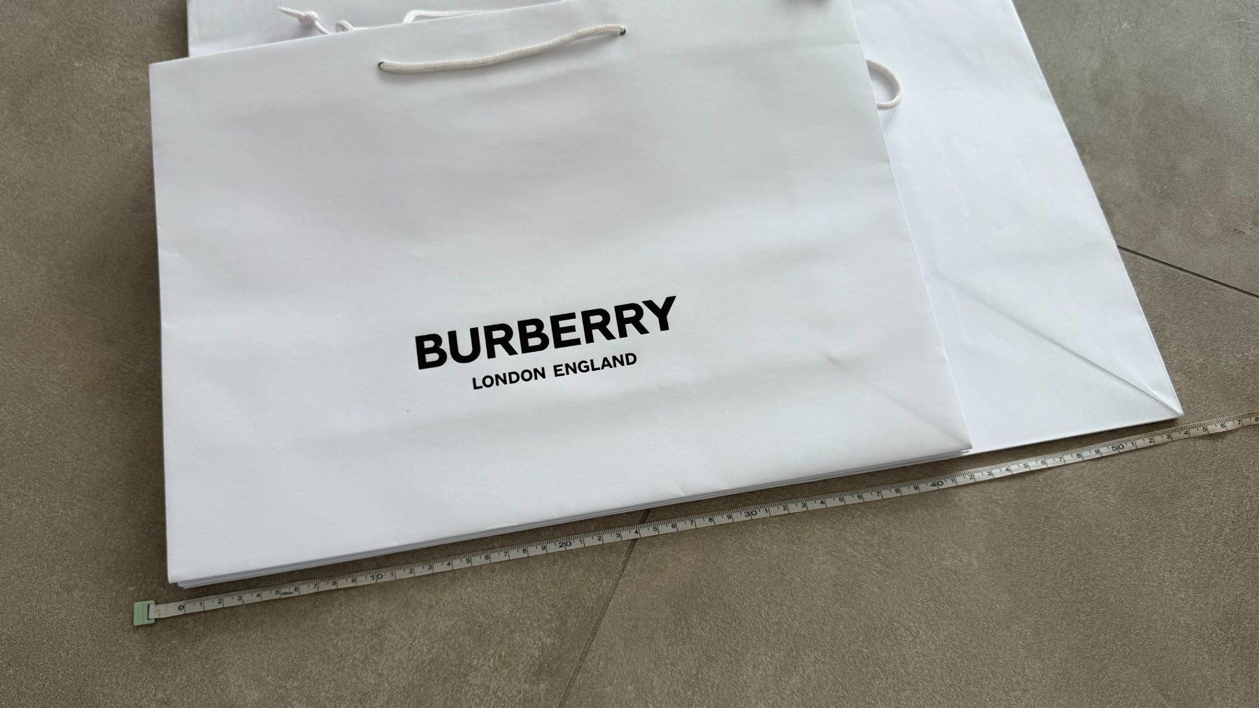 Burberry Borse: Paper bag Burberry – Usato da Lugano venduto da _tuttifrutti_ 1