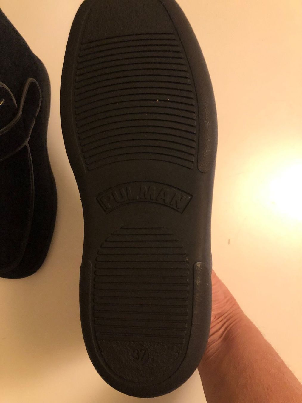 Damenschuhe: Hausschuhe – Gebraucht aus Triesen von boston7 2
