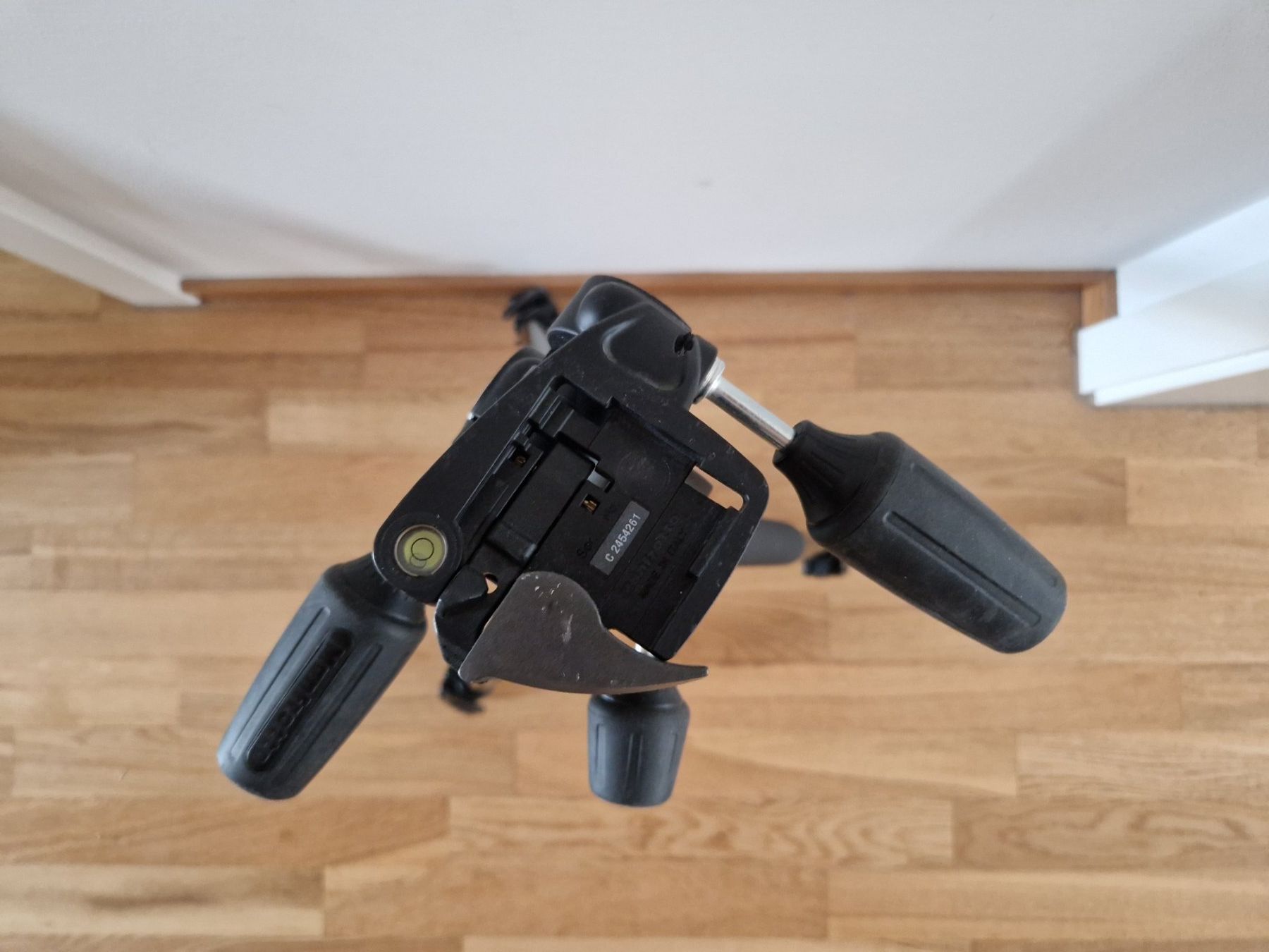 Manfrotto Treppiedi & Teste: Manfrotto Kamerastativ – Usato da Luzern venduto da ela.ela 3