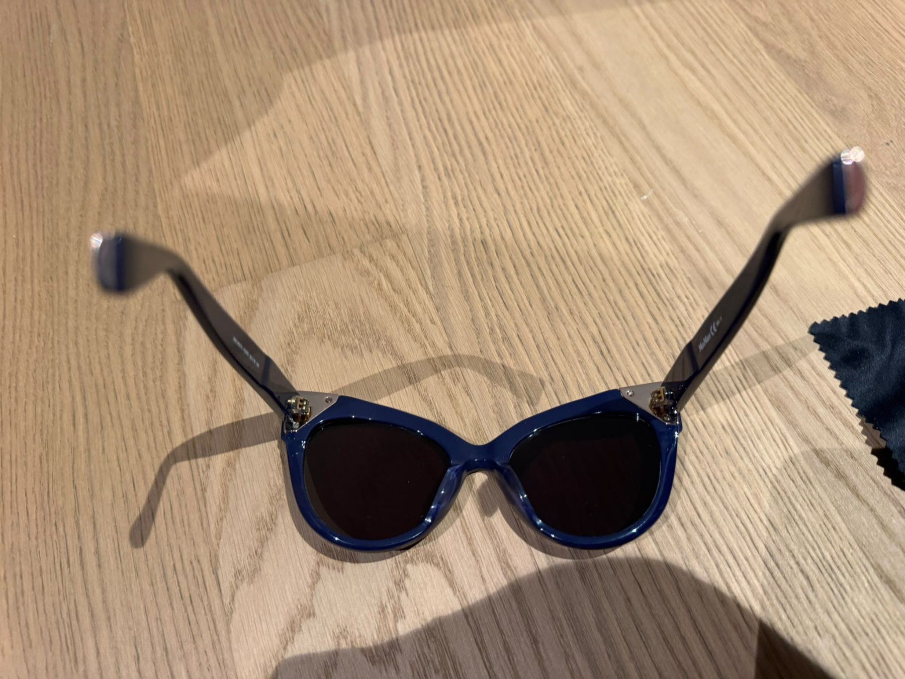 Max Mara Occhiali & Lenti: MAXMARA Sunglasses – Nuovo (secondo la descrizione) da Zürich venduto da aygo_a 4