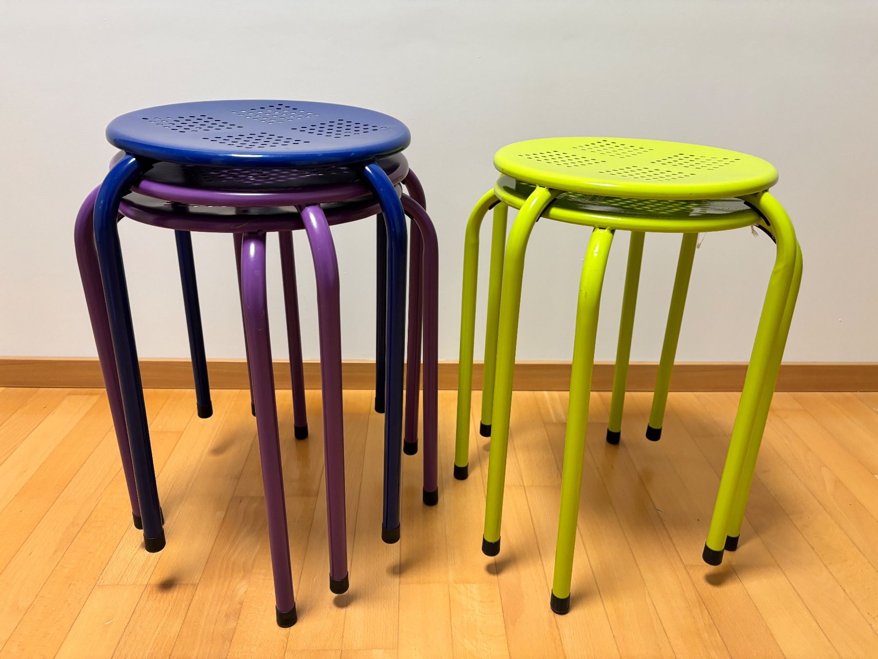 Tabourets: Hocker – Neuf (Voir description) à Olten par B_Leonie