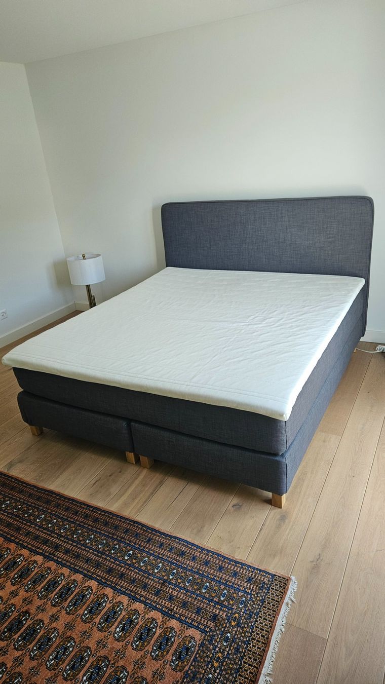 Ikea Lits: Bett Boxspring IKEA Dunvik 180cm – D'occasion à Fürigen par unt_9y65