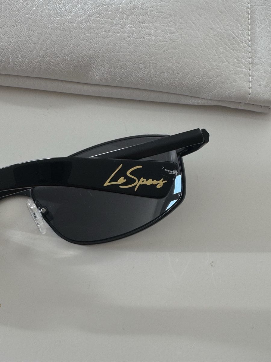 Occhiali & Lenti: Le Specs Star Beam Matte Black sunglasses – Nuovo e nell'imballaggio originale da Zürich venduto da di_archive 6