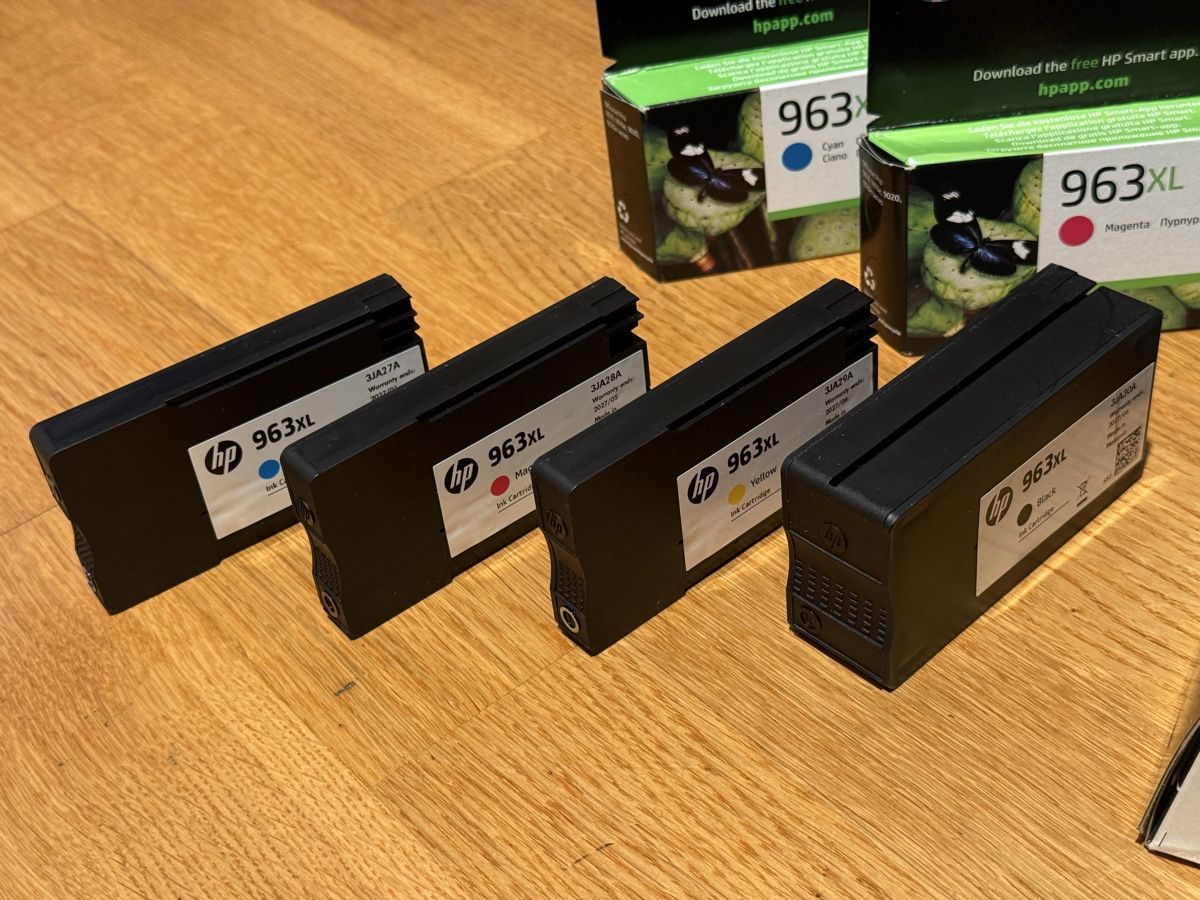 Hewlett Packard Cartucce per stampanti & toner: HP 963 Tintenpatronen ORIGINAL – Nuovo e nell'imballaggio originale da Bottmingen venduto da theskymax 2