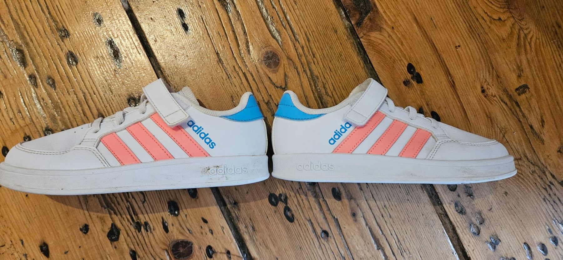 Scarpe per ragazzi: Adidas Breaknet, taille 31, parfaites le printemps ! – Usato da Vernier venduto da JulBond 1