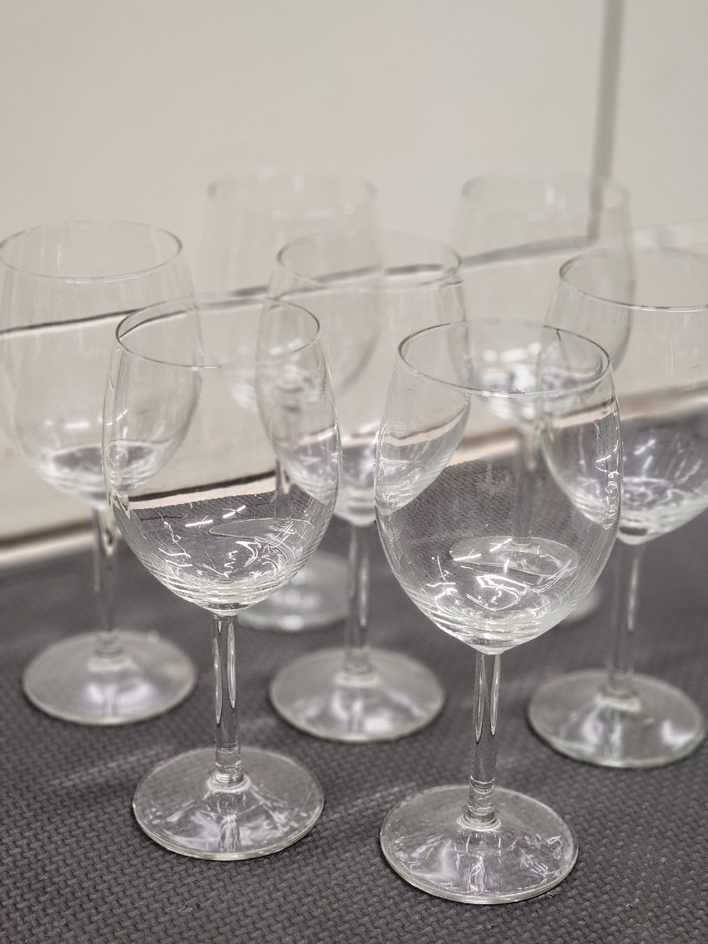 Bicchieri: Set von 7 Weingläsern transparent – Usato da Berneck venduto da erato6 1