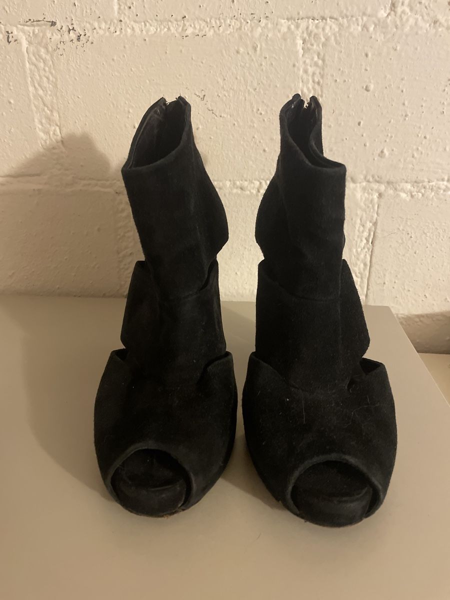 Damenschuhe: Bottines Tory Burch en daim noir40 – Gebraucht aus Villiers von nou_68rh