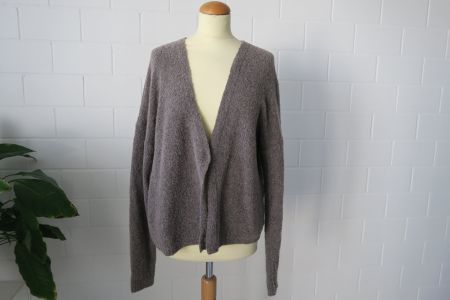 Strickjäckchen von Nile Grösse L neu