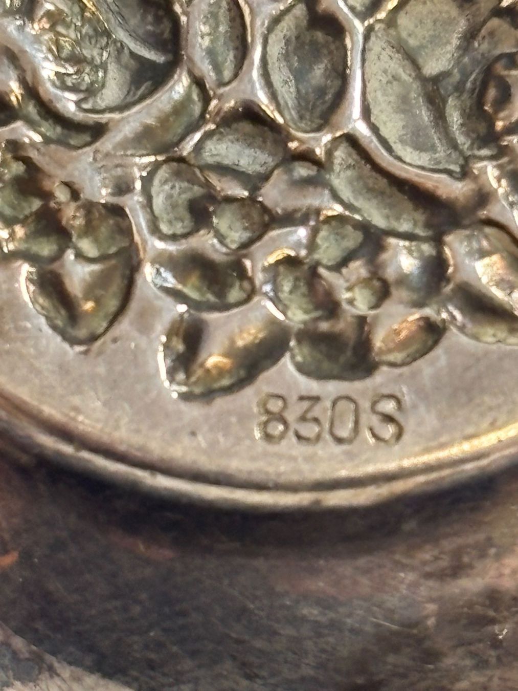 Ciotole: Kleine Schale mit Blumenmuster, Silber 830, ca. 19 gr. – Usato da Plasselb venduto da Mike760 3
