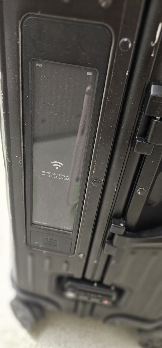 Rimowa Valigie: Rimowa Stealth E- Tag Aluminium – Usato da Riedikon venduto da Winter21. 3
