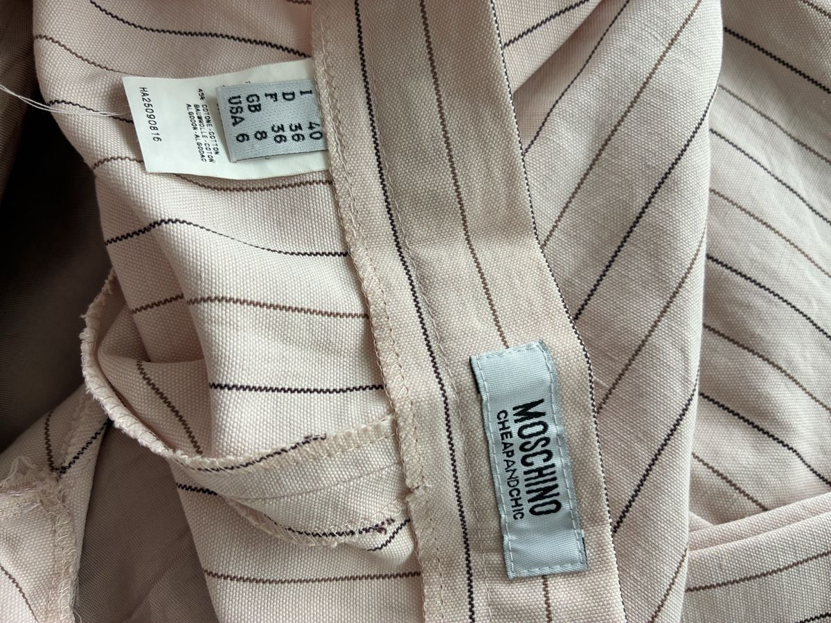 Moschino Pantaloni: Moschino Pants – Usato da Muralto venduto da eva_bjp2 1