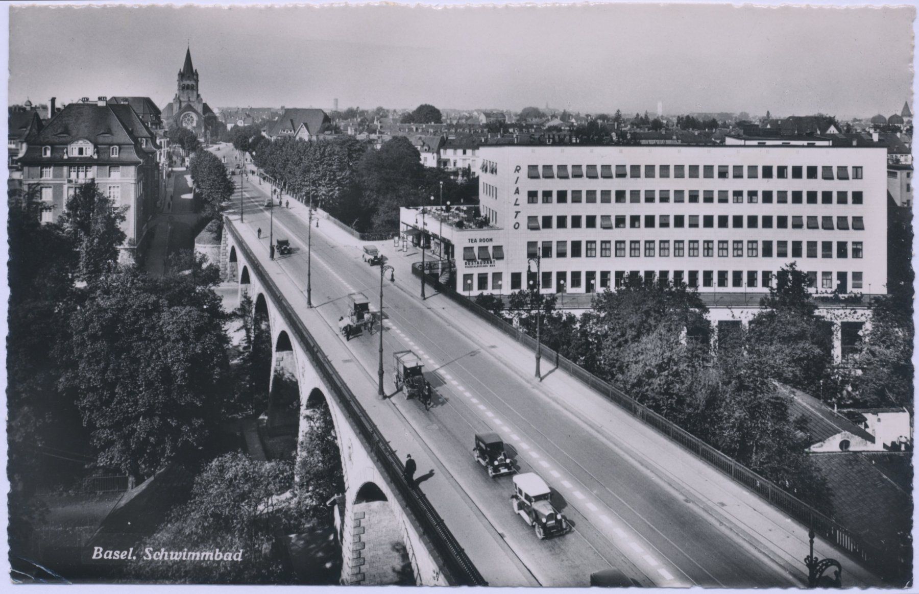 Cartoline postali: Basel 1948 Rialto Restaurant Oldtimer Pferdekutsche Brücke – Usato da Lützelflüh-Goldbach venduto da blauerkranich