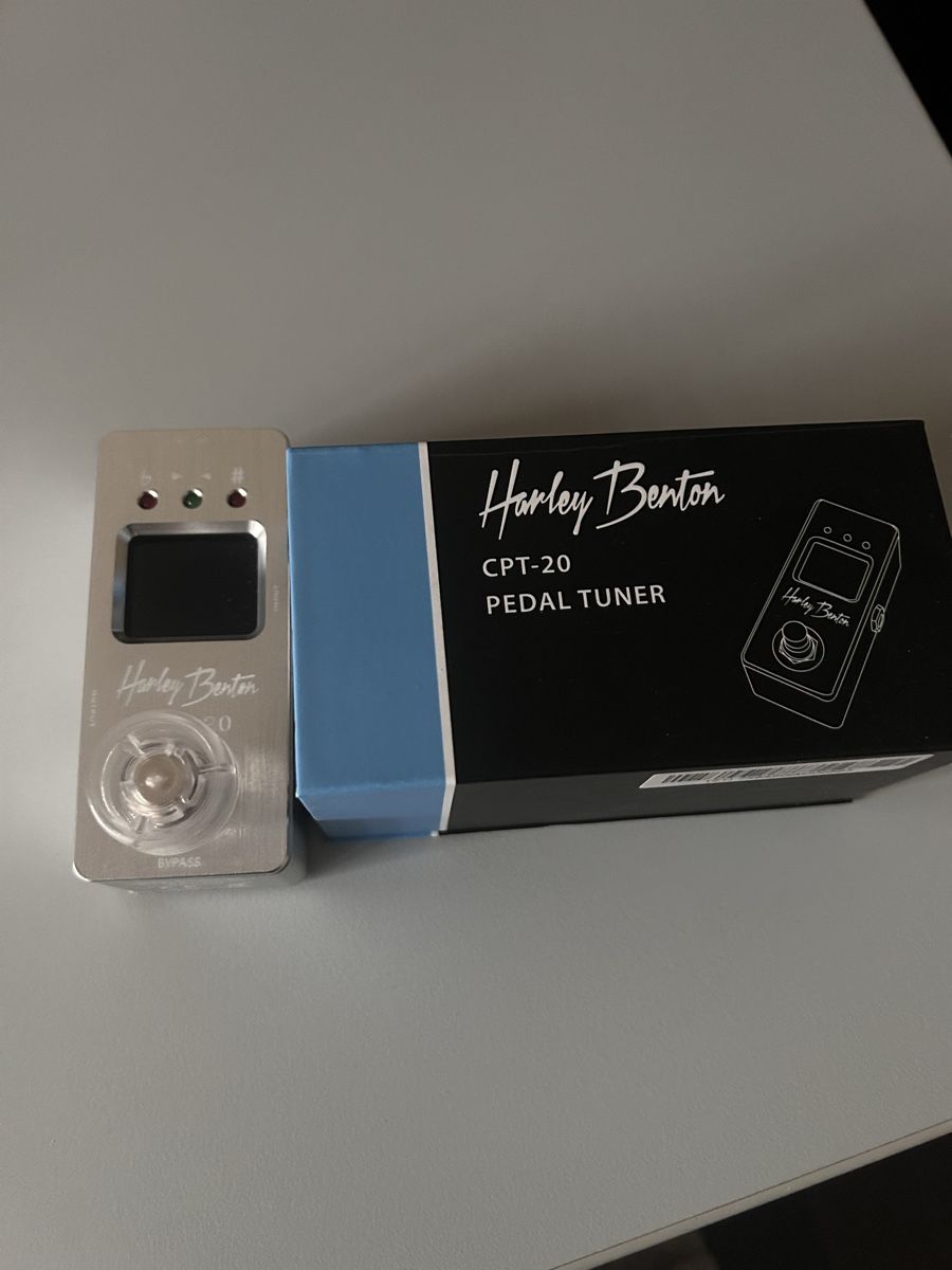 Harley Benton Strumenti musicali: Stimmgerät Tuner Harley Benton CPT-20 – Nuovo (secondo la descrizione) da Roggwil BE venduto da Thugsterio
