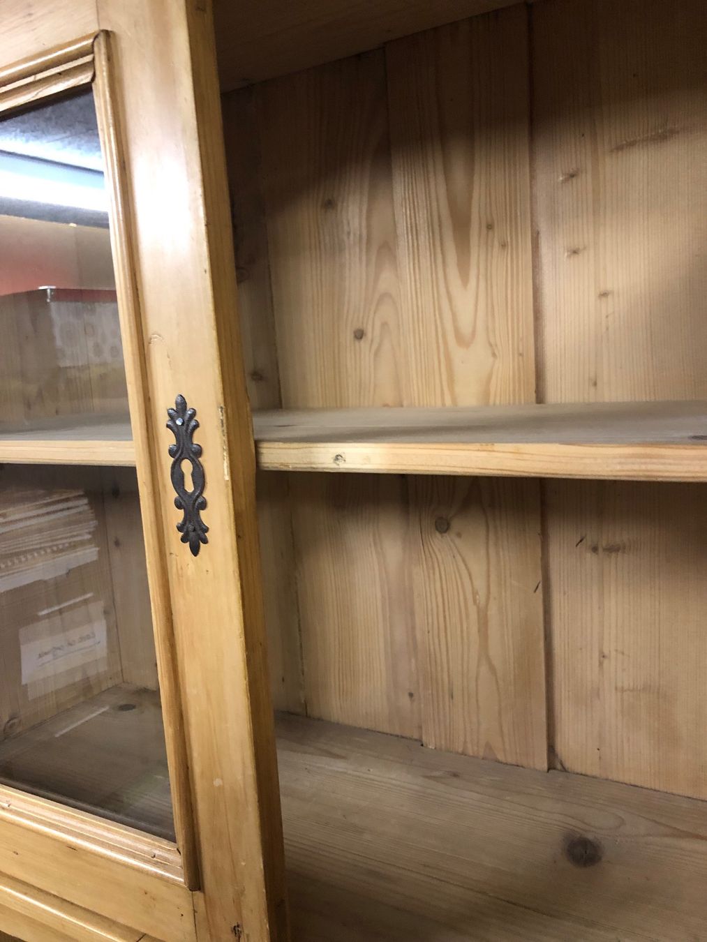 Büffets: Antiker Buffet Schrank – Gebraucht aus Murten von Mleu1 5