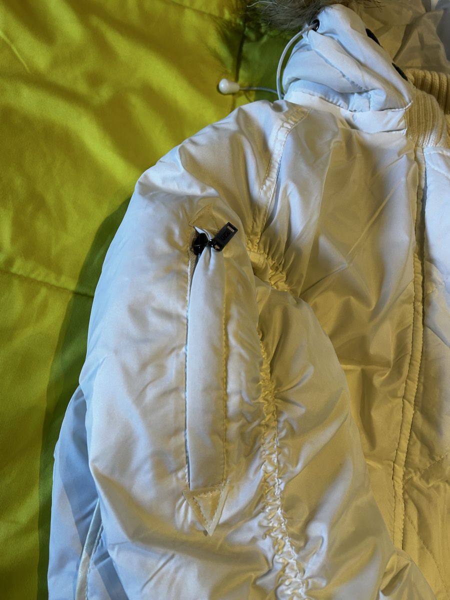 Vestes: Veste doudoune courte – Neuf (Voir description) à Bernex par joe_6dn9 6