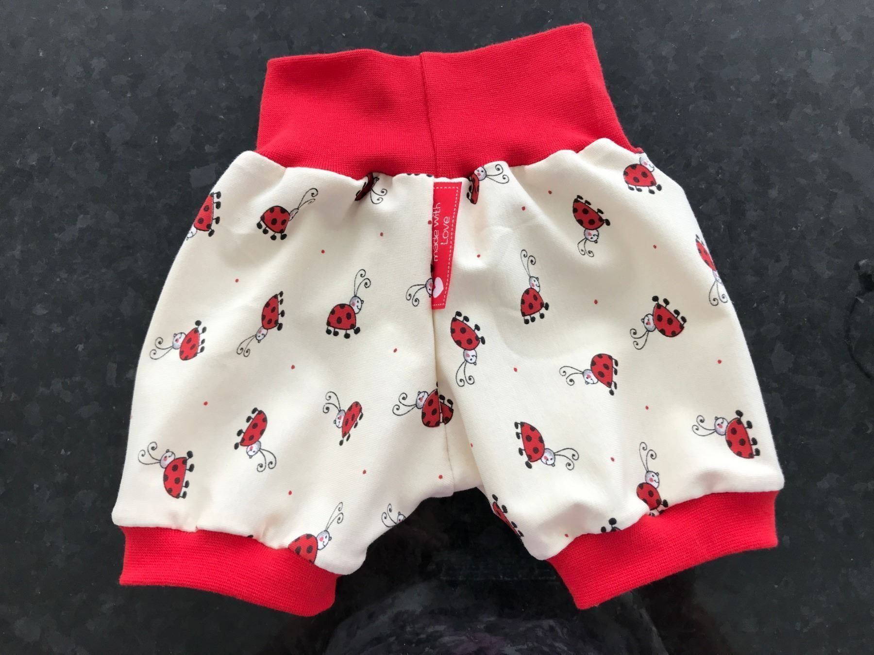 Pantaloni: Kurze Pumphose Marienkäfer 62/68 NEU – Nuovo e nell'imballaggio originale da Rietheim venduto da Nugger 1