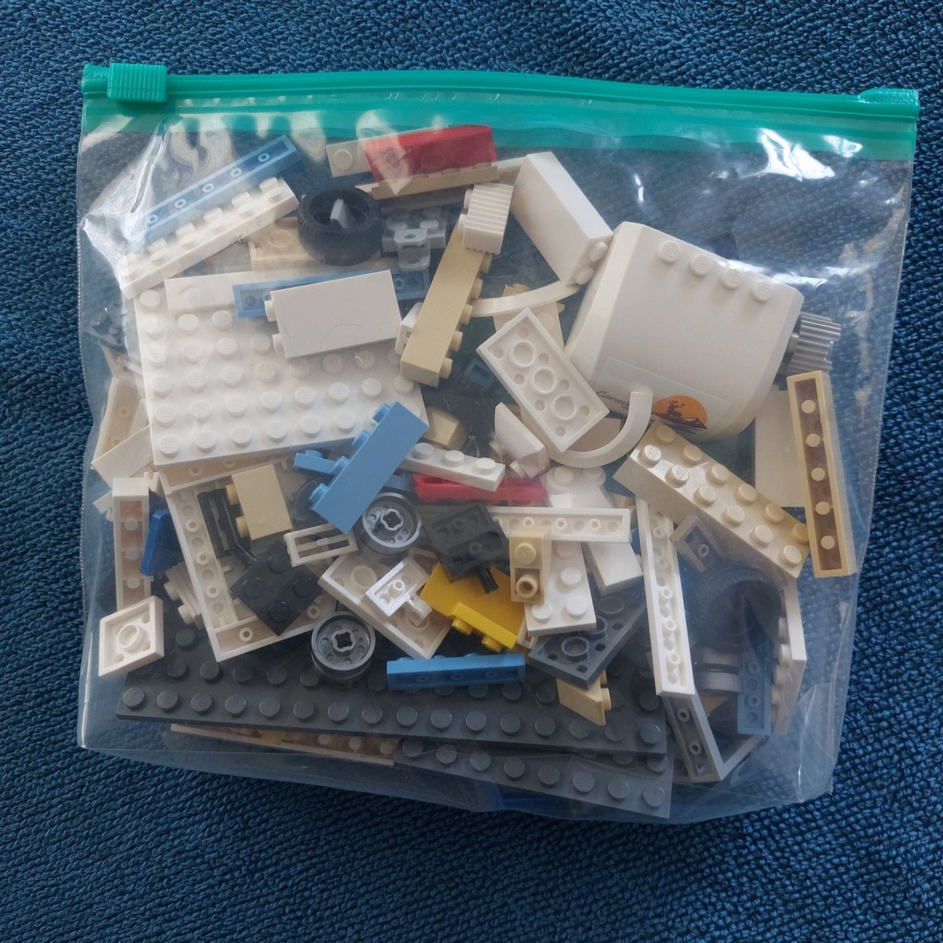 Lego Kit di costruzioni: LEGO 60283 – Usato da Uetikon am See venduto da Peter_von_Lanthen 2