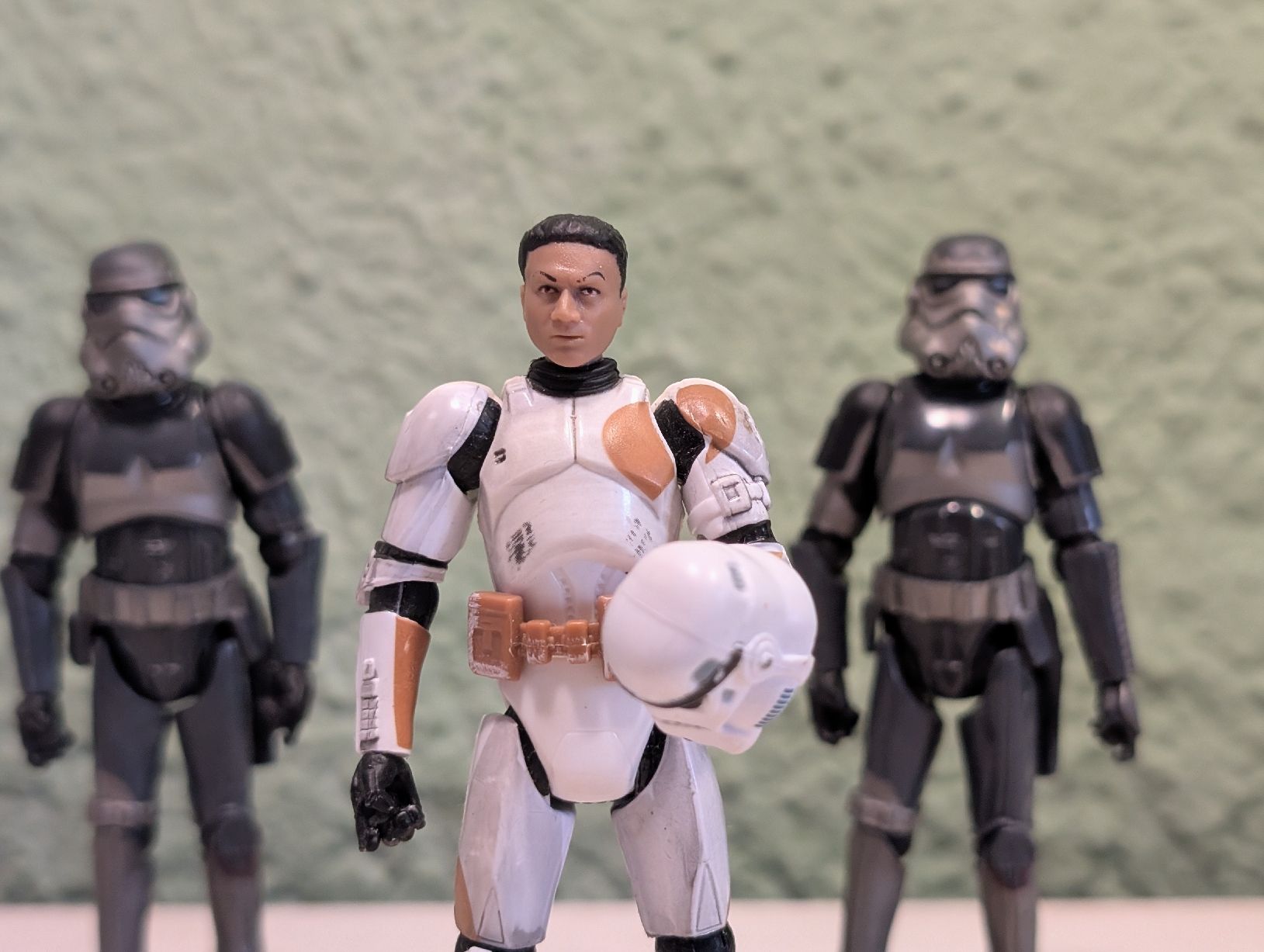 Star Wars Statuette: Star Wars Stormtrooper & Shadow Trooper Actionfiguren – Usato da Ehrendingen venduto da Amigo5 2