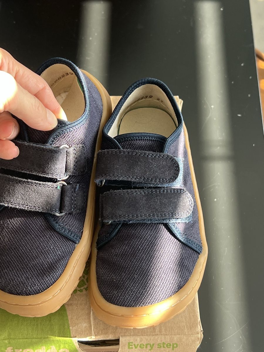 Froddo Scarpe per ragazzi: Froddo barefoot canvas 27 – Nuovo (secondo la descrizione) da Stäfa venduto da bambinas 1