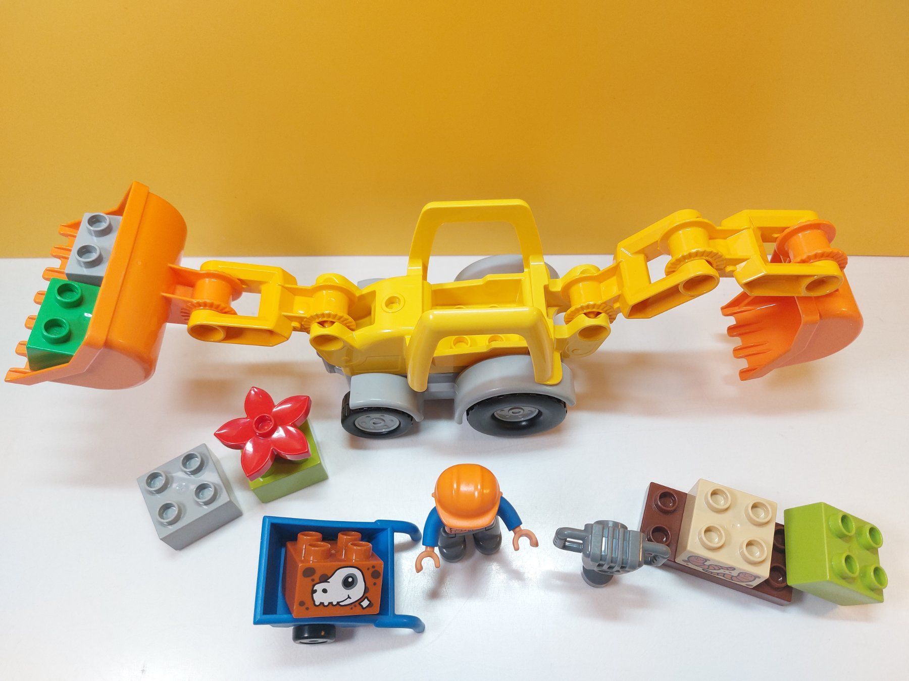 Lego Kit di costruzioni: LEGO DUPLO 10811 Baggerlader / Bagger - Komplett – Usato da St.Gallen venduto da TinasBauundSpiel 3