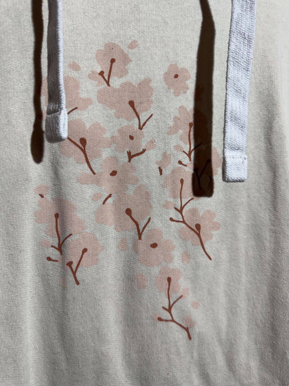 Maglioni & Felpe: Weisser Kapuzen Pullover von Atrium Gr. XXL – Usato da Grosswangen venduto da second_hand_dress 1