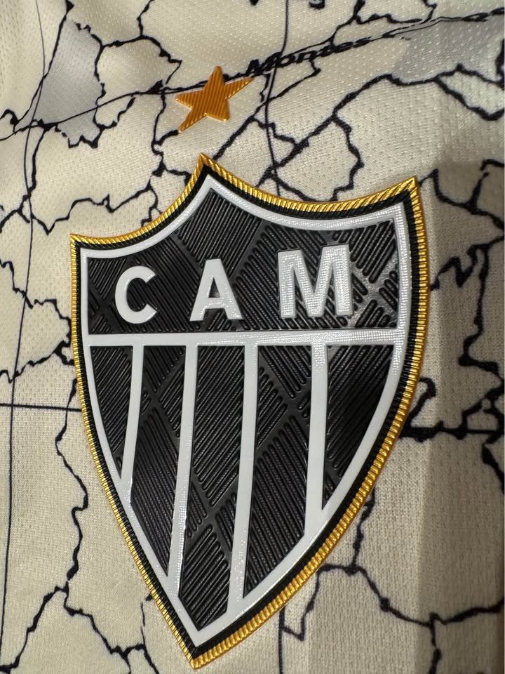 Porte da calcio e da hockey: Atlético Mineiro Jersey – Special Edition Map Design – Usato da Crans-Montana venduto da Sta7ros 1