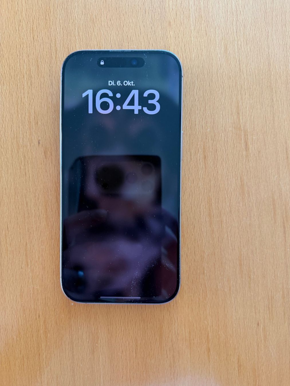 Apple Handys / Smartphones: iPhone 16 Pro – Gebraucht aus Ettingen von cor_7r7s
