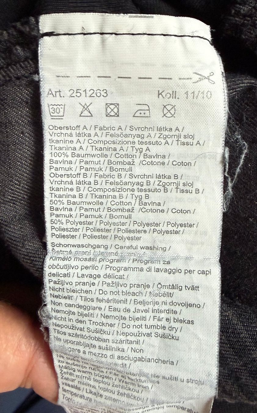 Maglioni & Felpe: Pulli Celil schwarz mit grauen Einsätzen – Usato da Zäziwil venduto da kreative-ideen 5