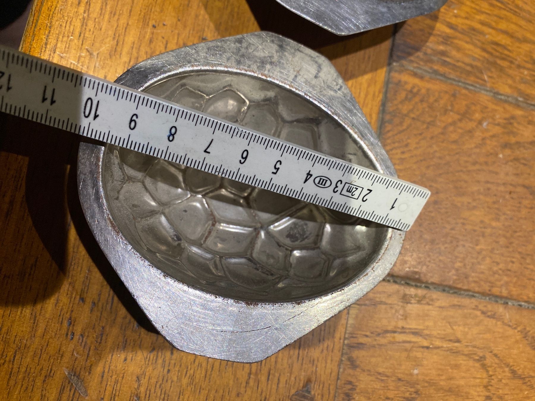 Teglie da forno: Moule chocolat schokoladenform œuf 9cm – Usato da Lajoux JU venduto da Briard0 2