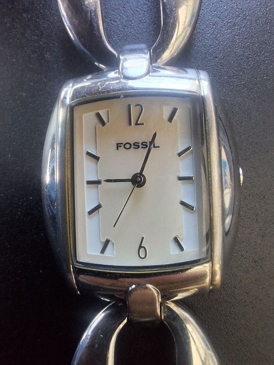 Fossil Montres: Damenuhr "Fossil F2" – D'occasion à Möhlin par bekapame