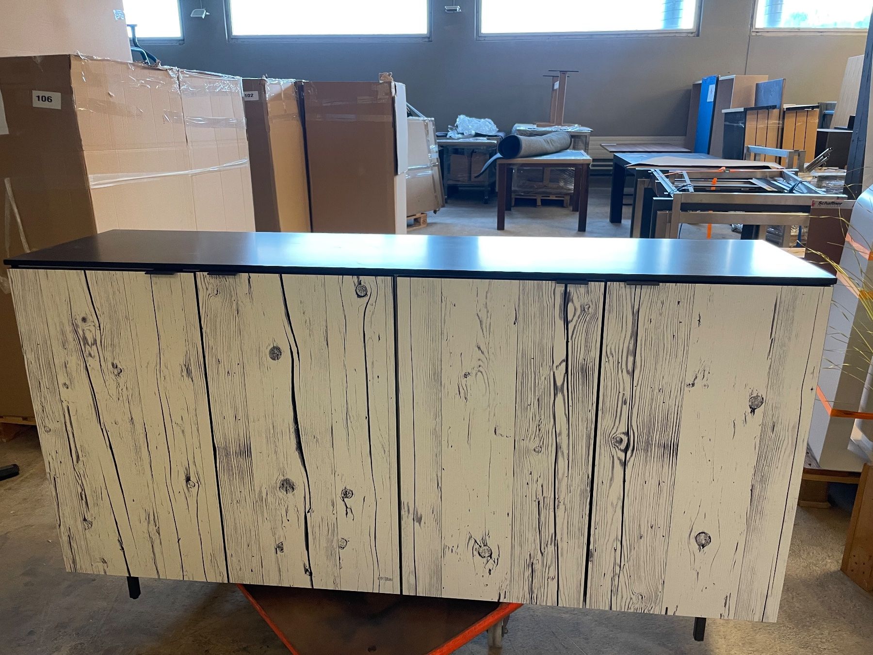 Cassettiere: Sideboard - Komode  mit Holzoptik # 667 D – Nuovo (secondo la descrizione) da Willisau venduto da Arredodesign 1