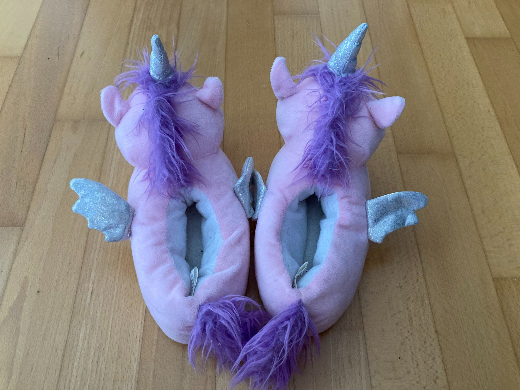 Dosenbach Chaussures filles: Kuschelige Einhorn-Finken – D'occasion à Muttenz par Juvenile33 3