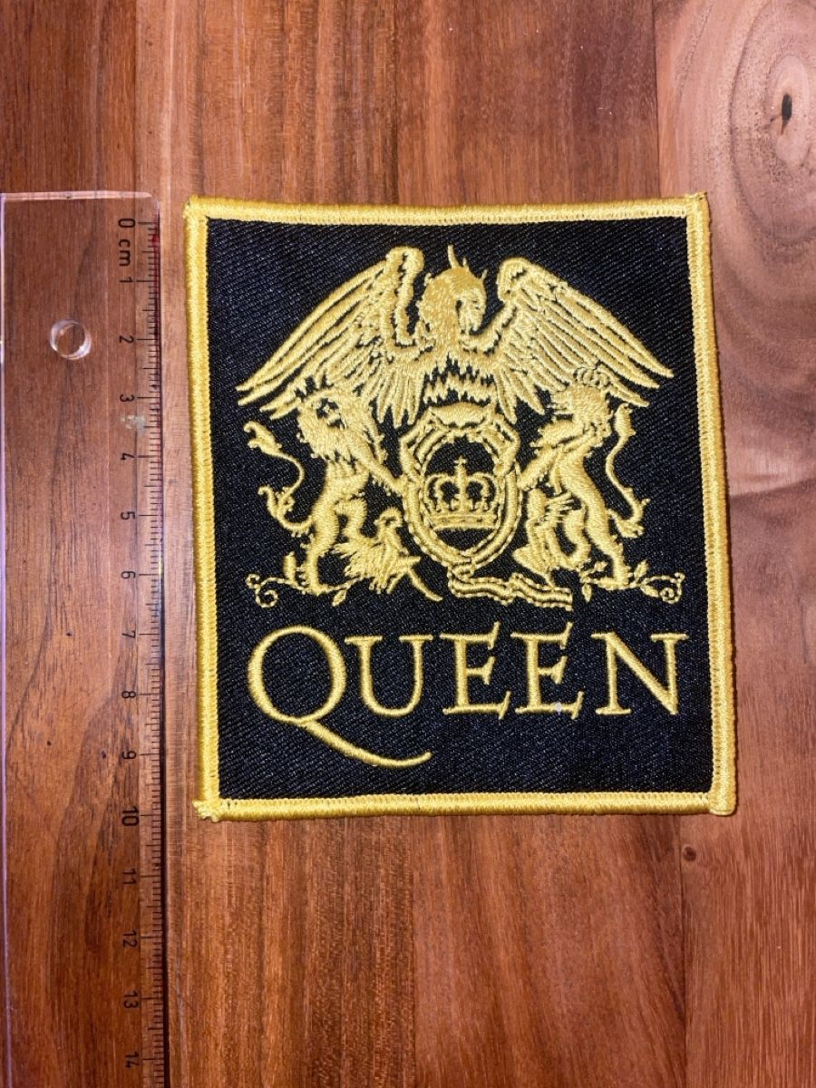 Toppe: Patch Queen – Nuovo (secondo la descrizione) da Schaffhausen venduto da Yavin