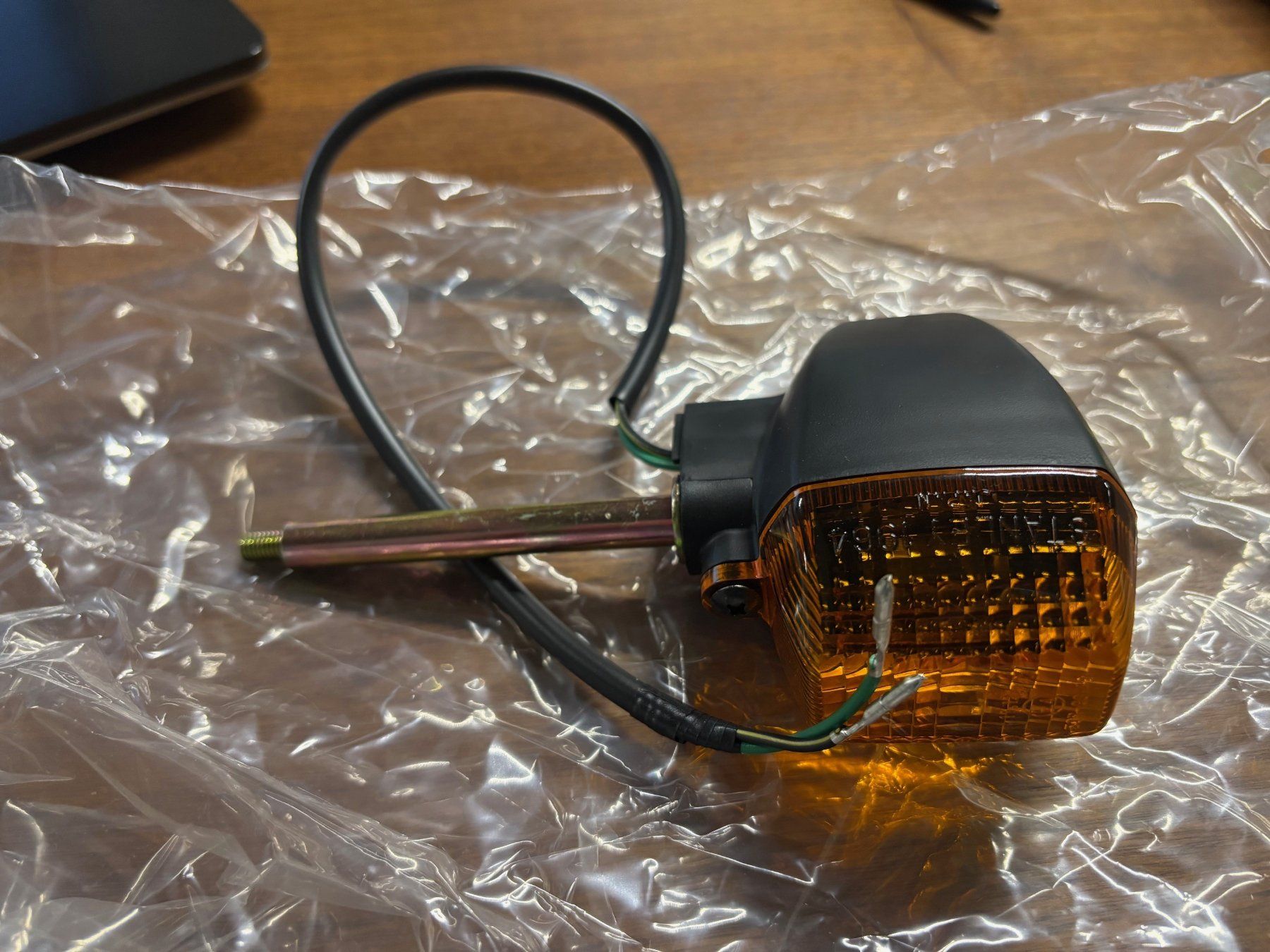 Kawasaki Tutti i ricambio per moto: Kawasaki Blinker hinten – Nuovo (secondo la descrizione) da Landquart venduto da pet_l2dm 1