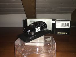Porsche Cayenne Highway Patrol 1/43 Minichamps