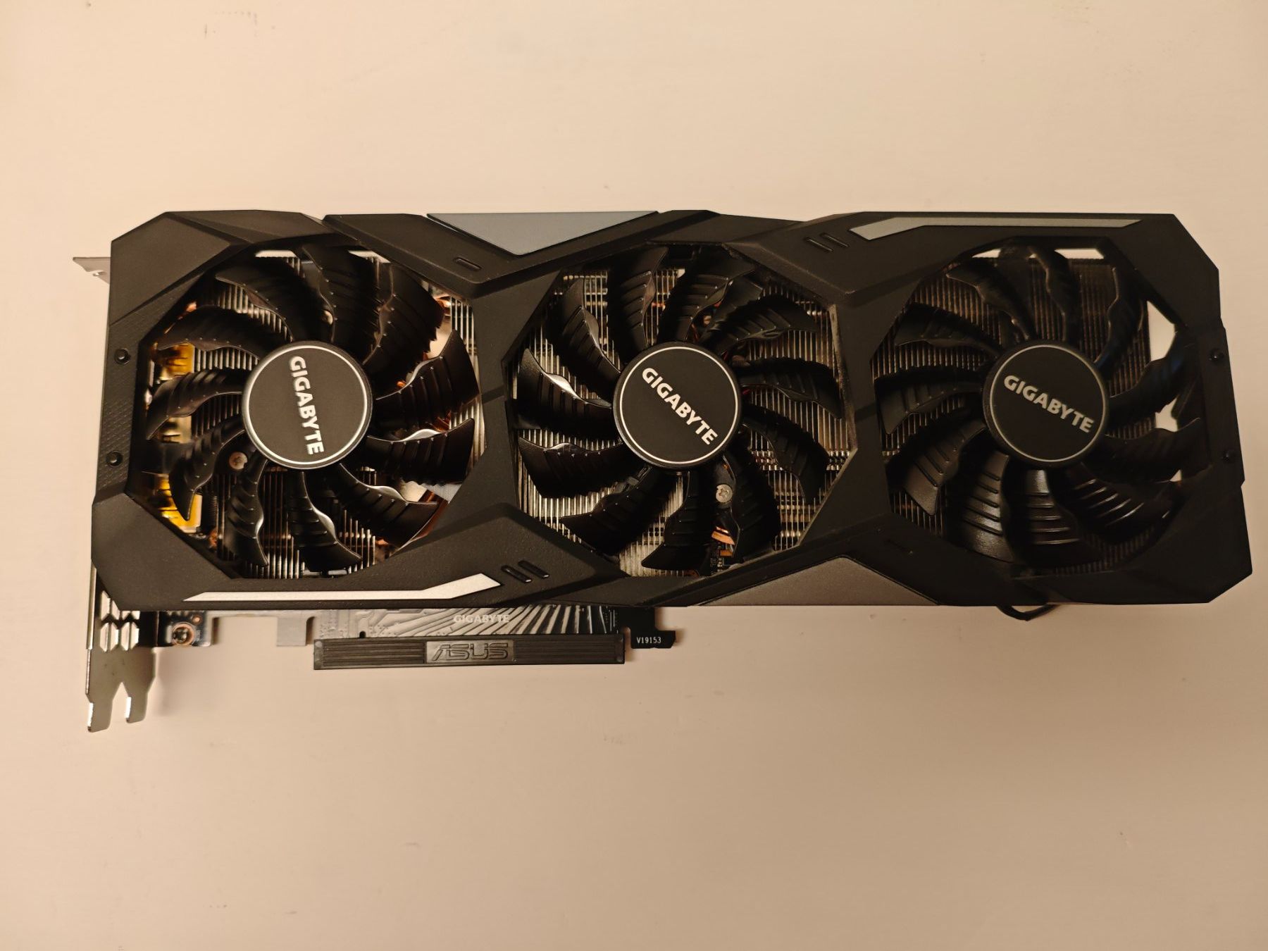 Nvidia Cartes graphiques: Gigabyte RTX 2070 SUPER – D'occasion à Dübendorf par tho_v2cs