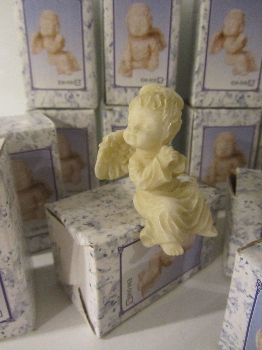 Statuette: 10 Stk. Engeli, Kantenhocker – Nuovo e nell'imballaggio originale da Egliswil venduto da chroetli22 4