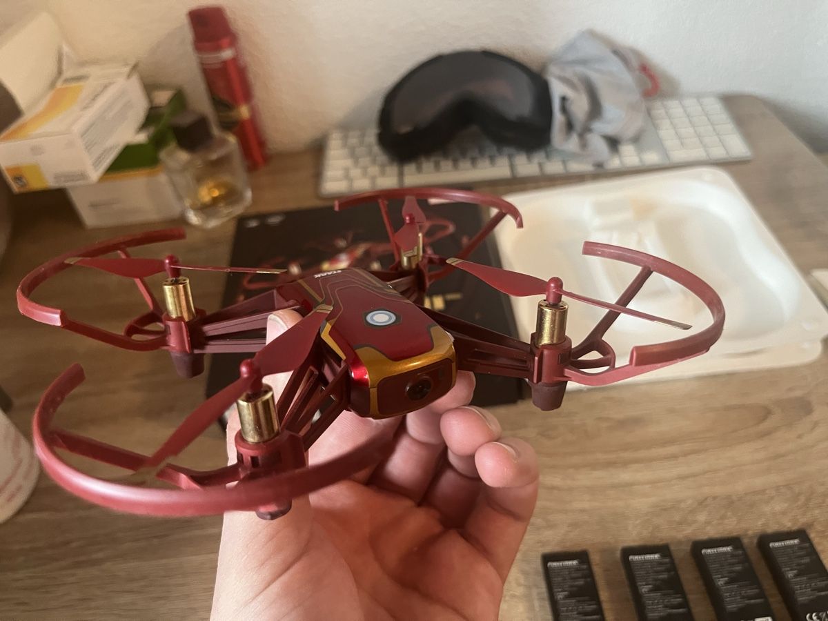 Marvel Giocattoli: Drone Dji Tello Intel Marvel – Usato da Frauenfeld venduto da vla_8nfr 3
