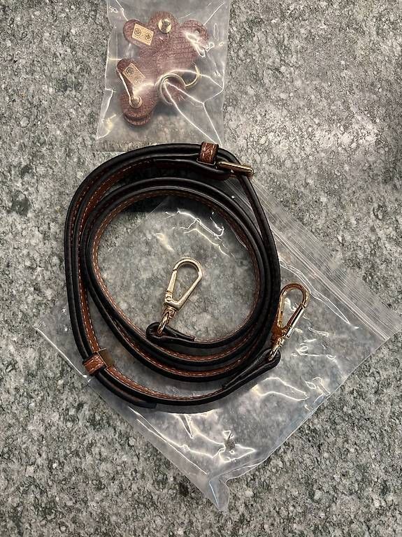 Altro in  Abbigliamento & Accessori: Schulterriemenset Neu – Usato da Zürich venduto da AJO91 2