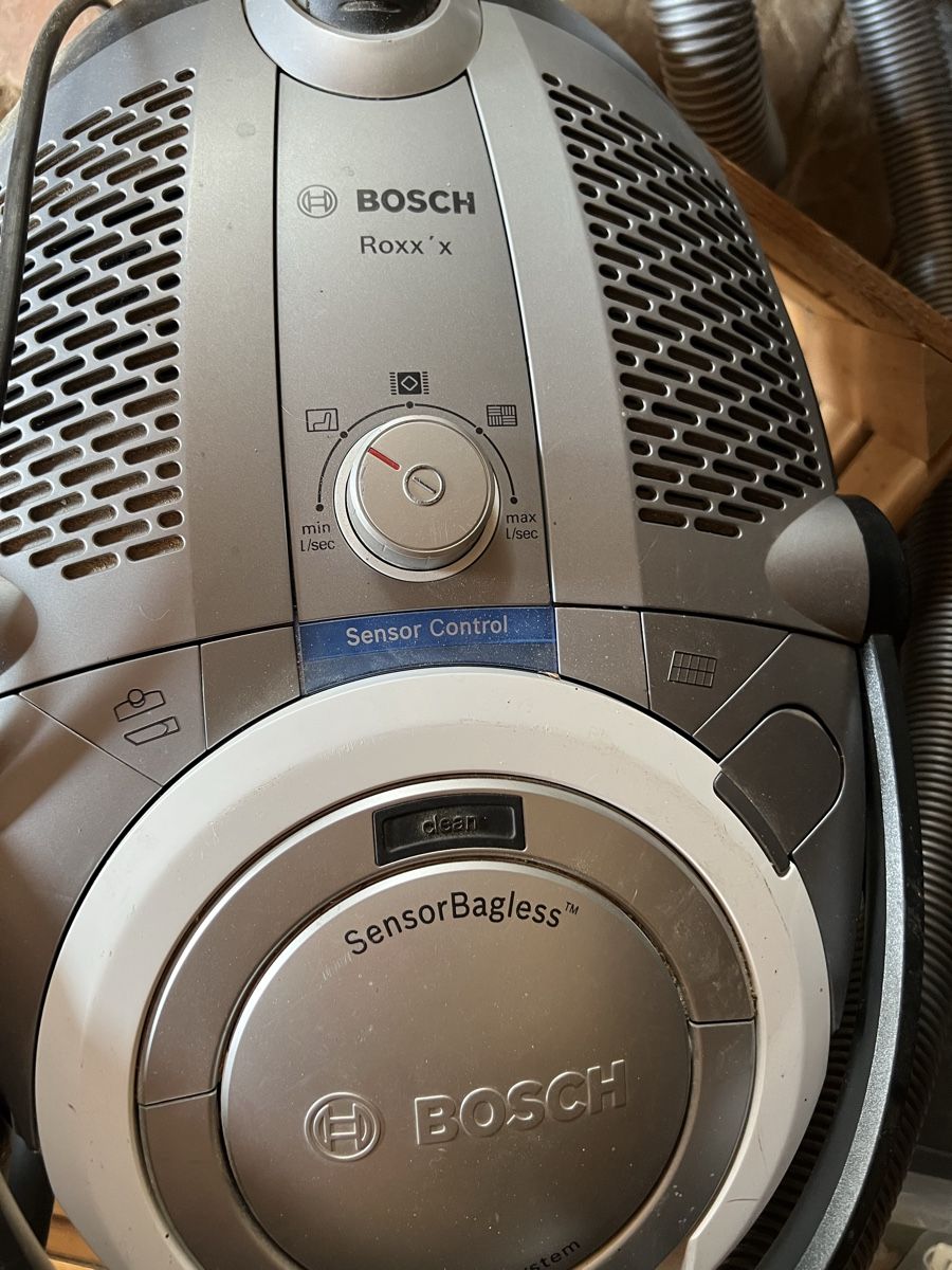 Bosch Aspirapolveri & Accessori: Staubsauger Bosch Beutellos – Usato da Huttwil venduto da luk_9tdh