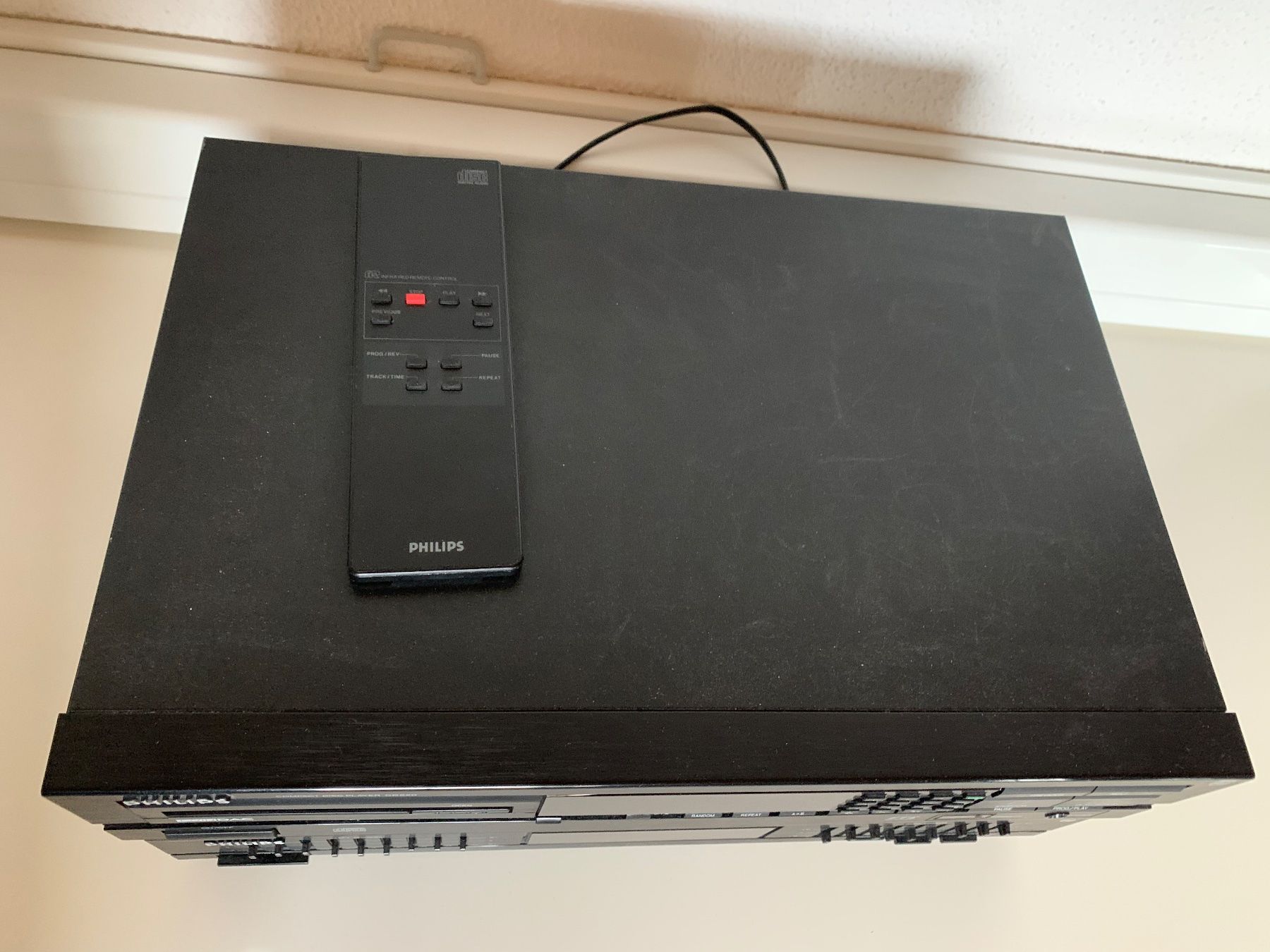 Philips Audio- & Mediensysteme: Philips CD 820 Cd Player mit Philips Equalizer – Gebraucht aus Bremgarten AG von  3