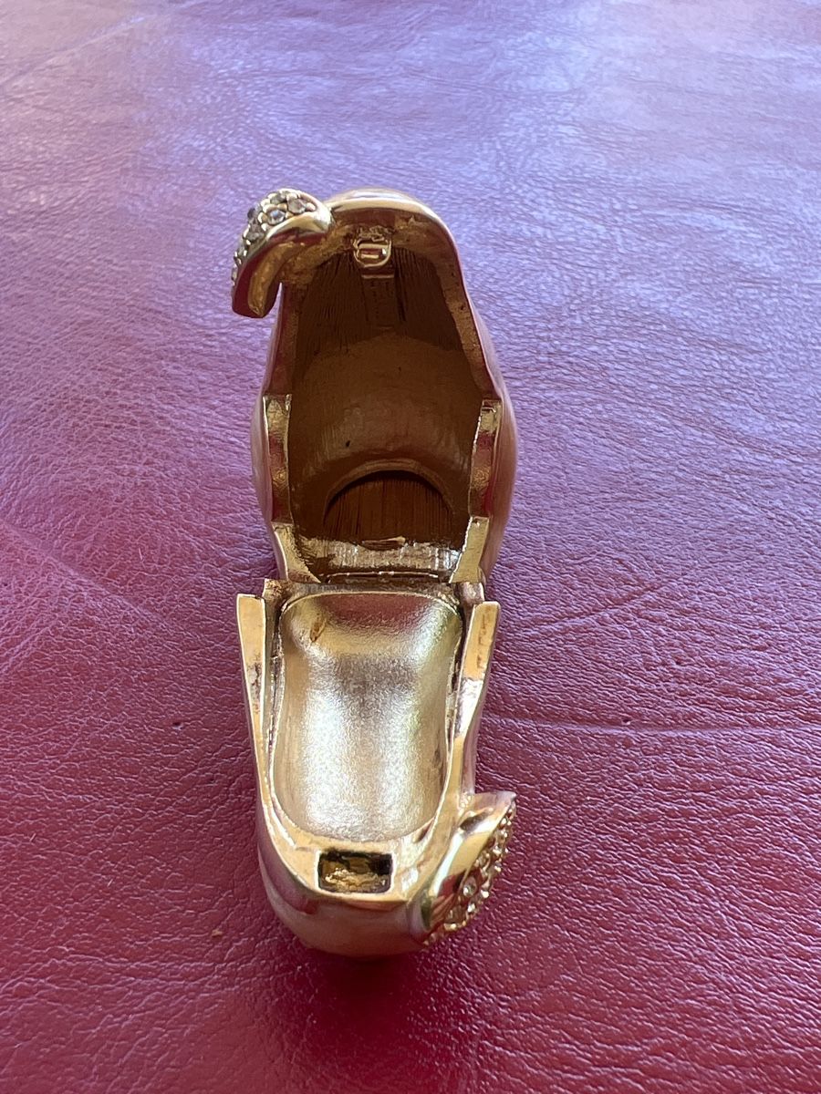 Estée Lauder Profumi & Eau de Toilette: Estée Lauder Solid Parfum Schweinchen mit Strasssteinen. – Usato da Wettingen venduto da sauna67 3
