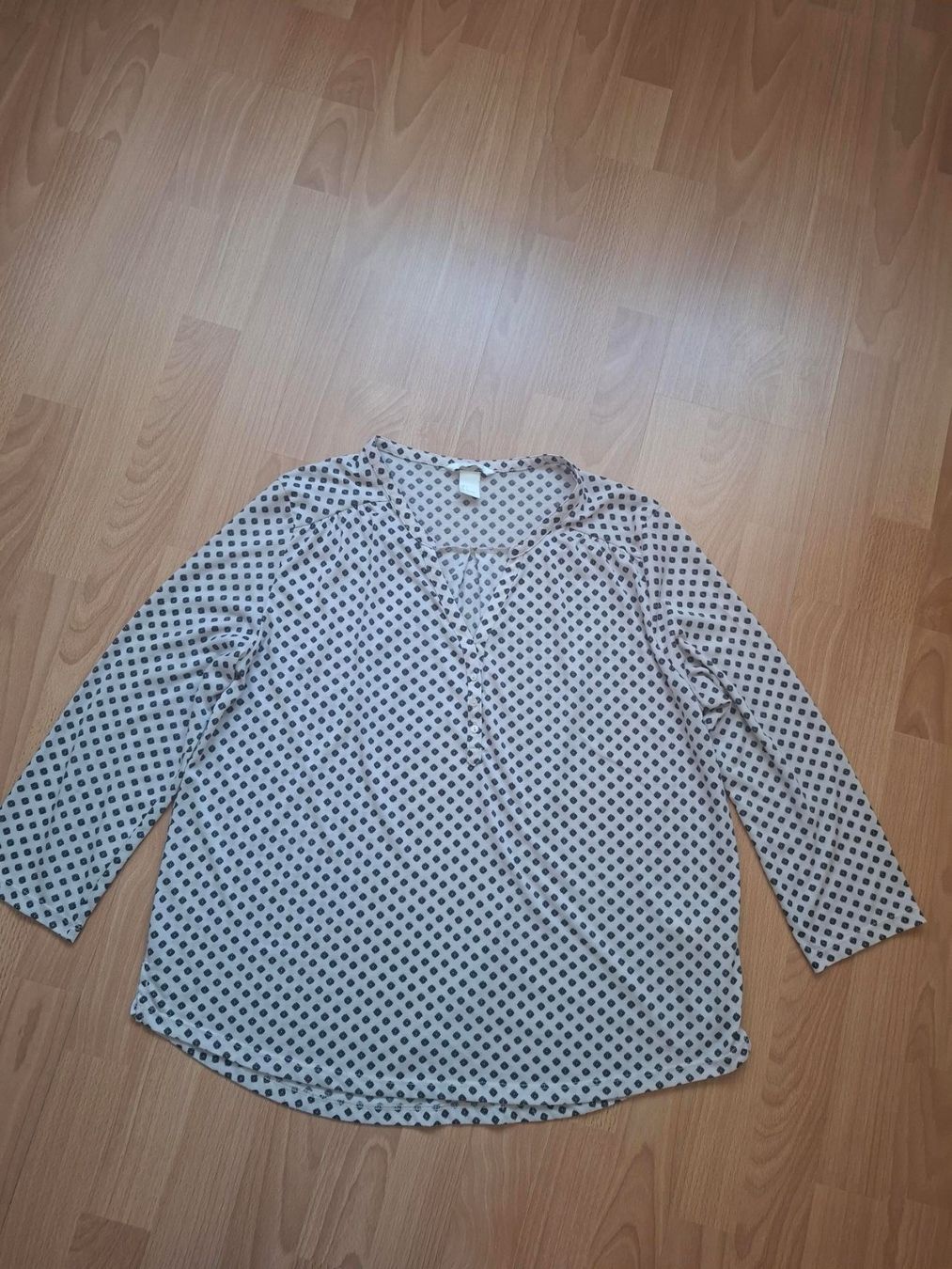 Camicette: Blouse H&M – Usato da Porrentruy venduto da Piquetix