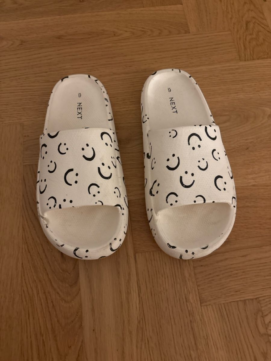 Next Chaussures hommes: Badeschuhe von Next, Grösse 6 (39) – D'occasion à Wohlen AG par Michi761