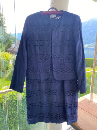 Blaues Leinenkleid mit Jacke