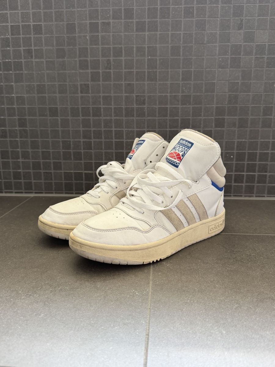 Adidas Chaussures hommes: Adidas Hoops Sneaker Grösse 41 1/3 – D'occasion à Rüfenacht BE par lis_rc6n 2