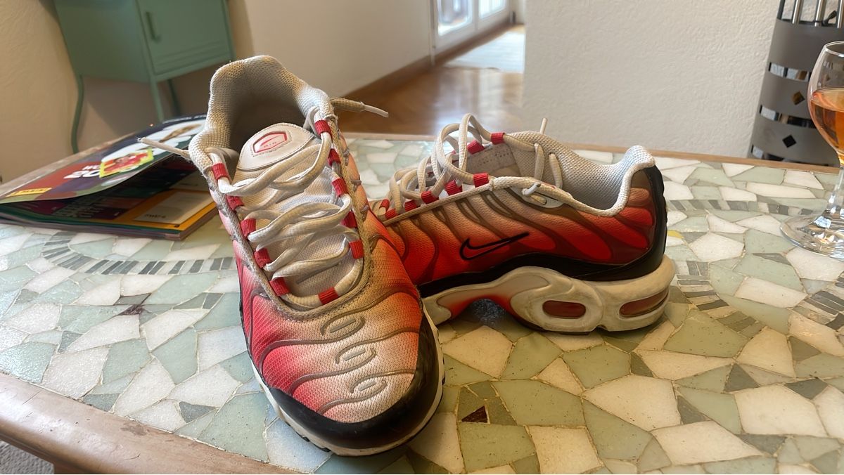 Nike Scarpe da uomo: Baskets Nike Air Max Plus Tn ,Taille 36,5 Style Unique – Usato da Renens VD venduto da fredomxx