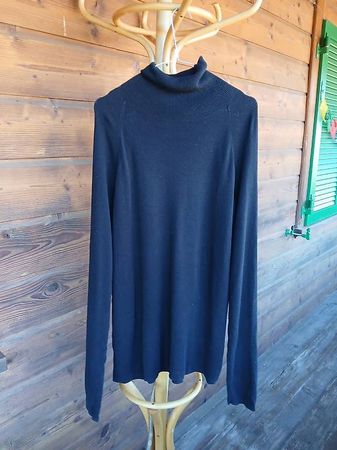 WEEKDAY black Rollneck - MTWFSS Edition