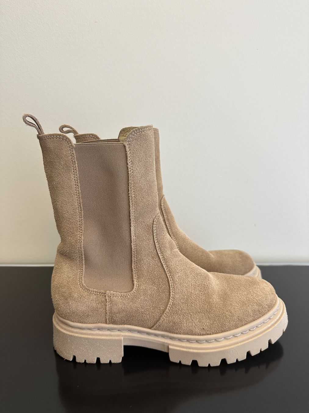 Hallhuber Scarpe da donna: stiefel (37) – Usato da Freidorf TG venduto da zweithandware