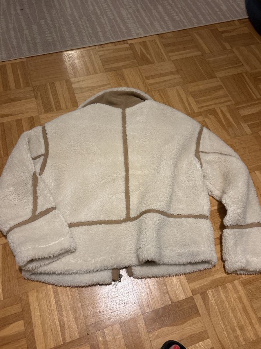 Giacche: Flauschige Teddyjacke – Usato da Solothurn venduto da con_sk82 3